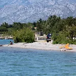 6621a Daire Starigrad Paklenica