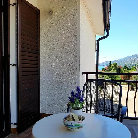 6621a Starigrad Paklenica